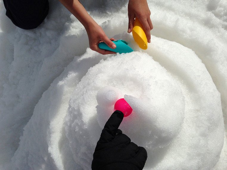 Zestaw 2 łopatek wielofunkcyjnych z piłeczką Cuppi | Quut - obrazek 5