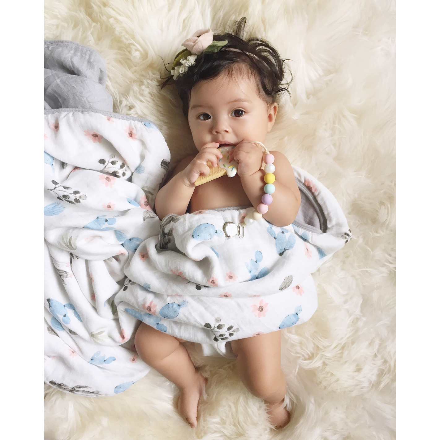 Gryzak silikonowy z zawieszką Ice Cream Choccolate | Loulou Lollipop - obrazek 2