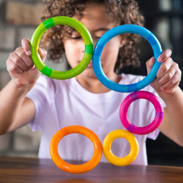 Sprytne kółka magnetyczne Tinker Rings | Fat Brain Toys