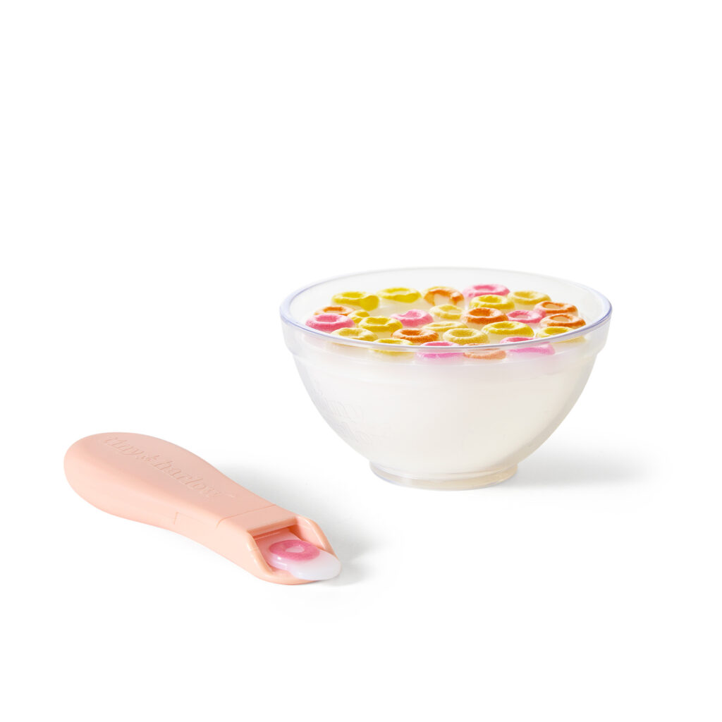 Tiny Tummies Magiczna miseczka i łyżeczka, Płatki śniadaniowe Tiny Harlow