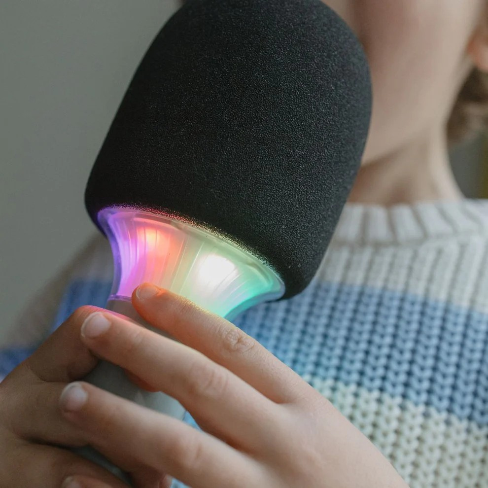 Świecący mikrofon karaoke Kidymic, zielony Kidywolf